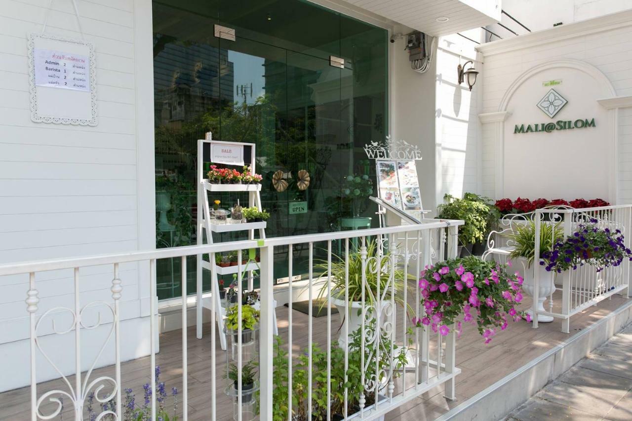 Mali @Silom Boutique Hotel Bangkok Bagian luar foto