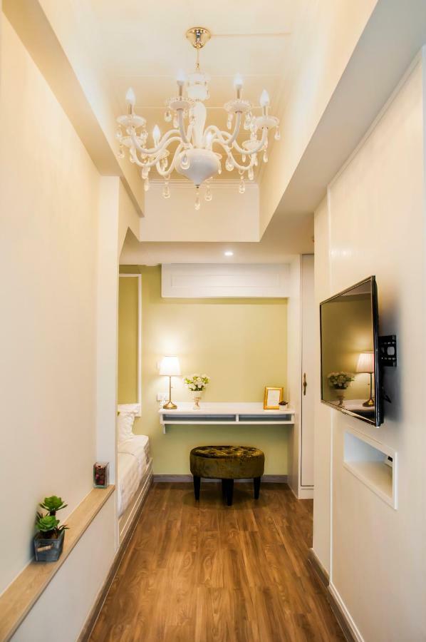 Mali @Silom Boutique Hotel Bangkok Bagian luar foto